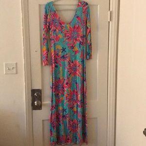 Lilly Pulitzer maxi dress. Size M